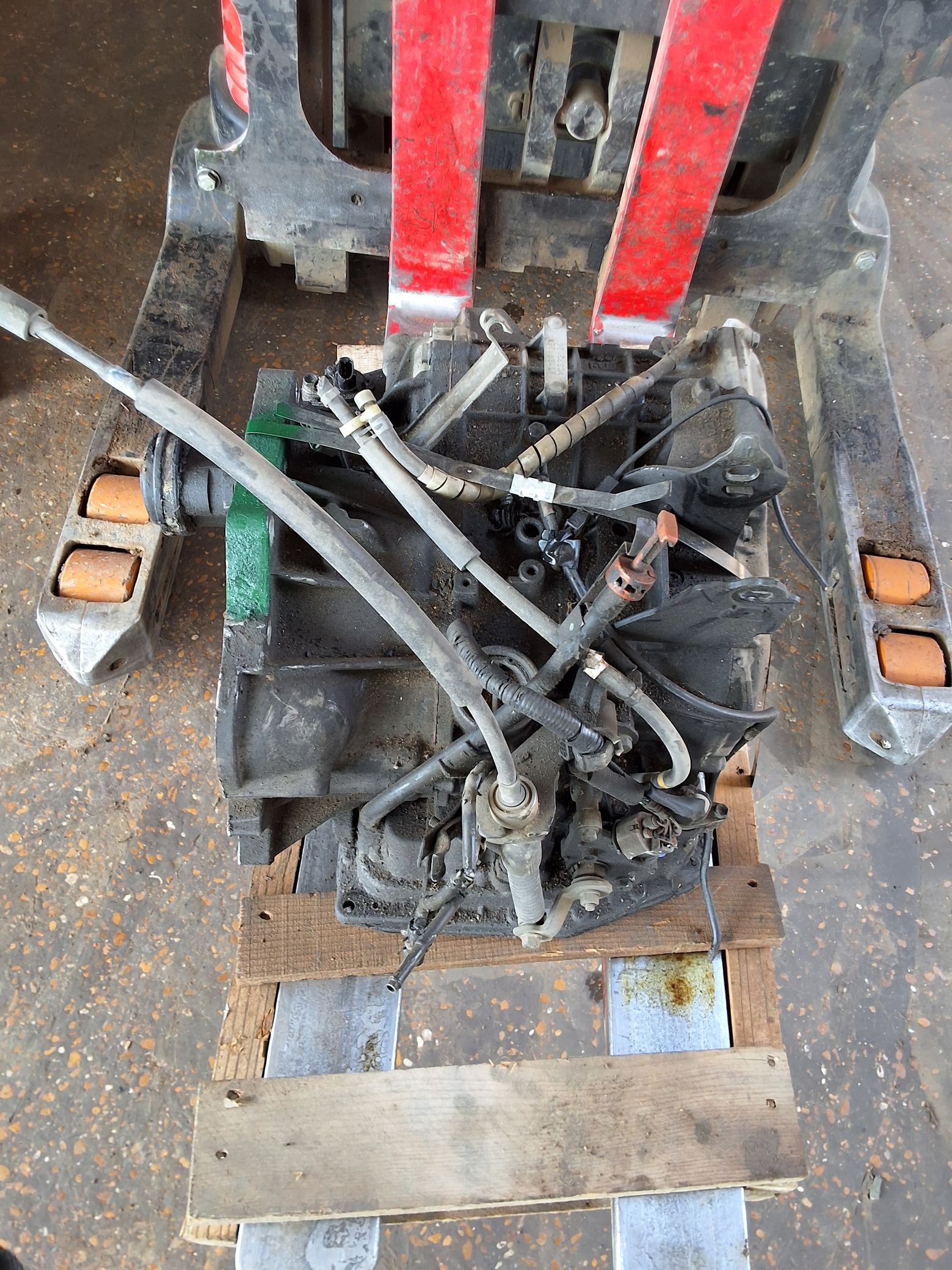 2000-2002 Toyota Corolla Automatic FWD Transmission