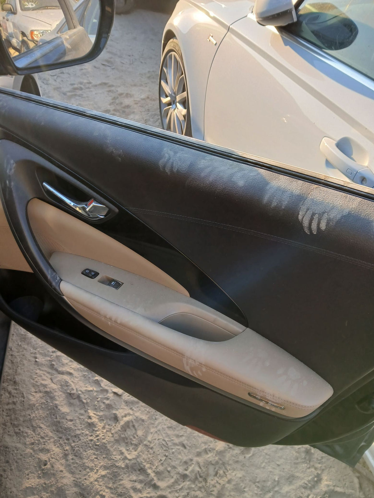 B-Pillar Trim Panel Driver Side 2012 - 2017 Hyundai Azera