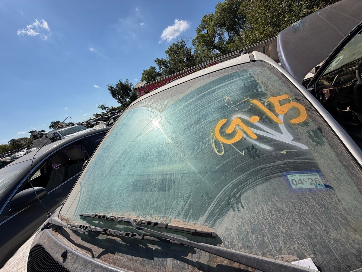 Seat Belt Buckle Front Passenger Side 2001 - 2007 Dodge Grand Caravan