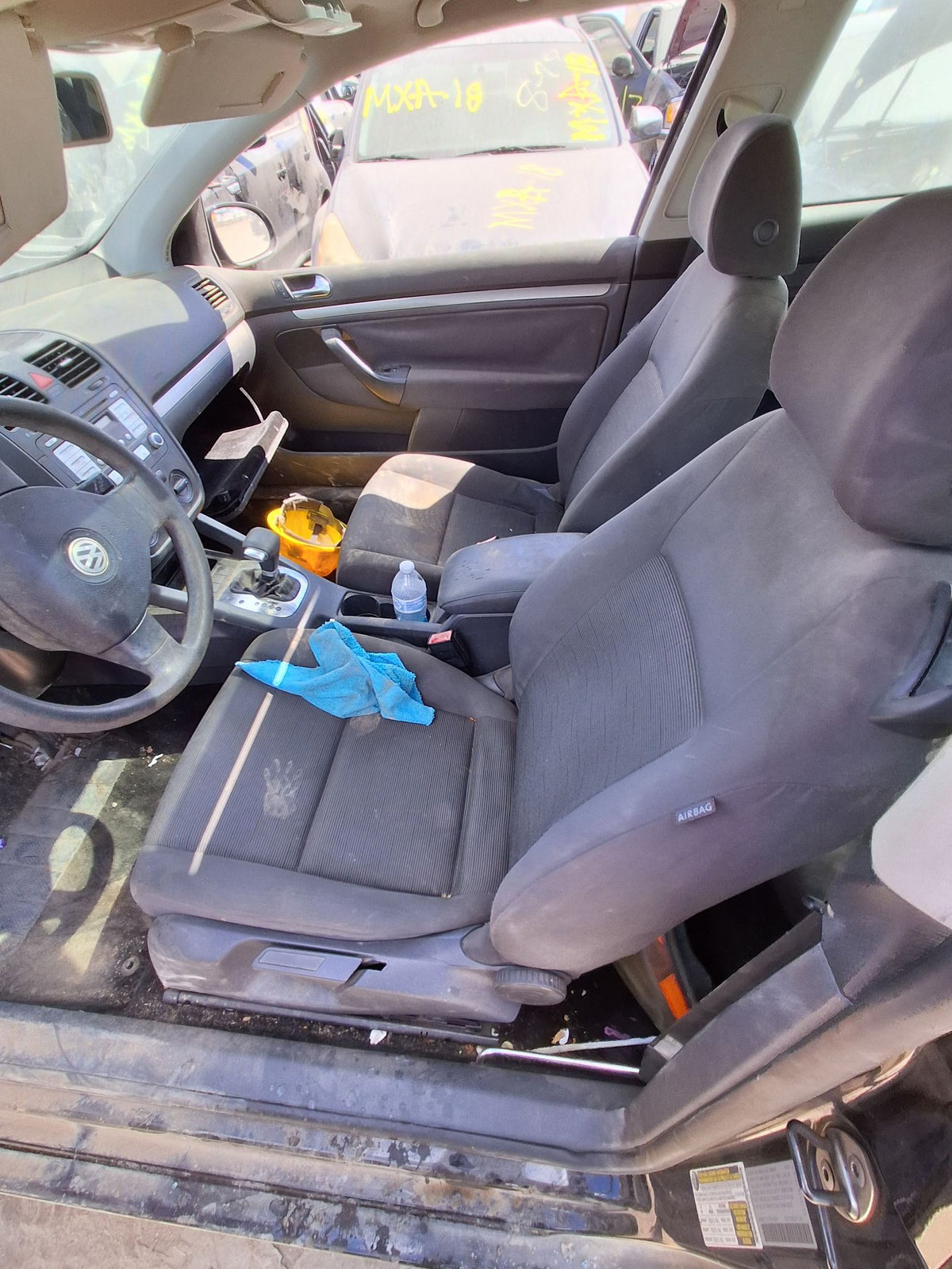 Door Window Glass Passenger Side 2006 - 2009 Volkswagen Rabbit