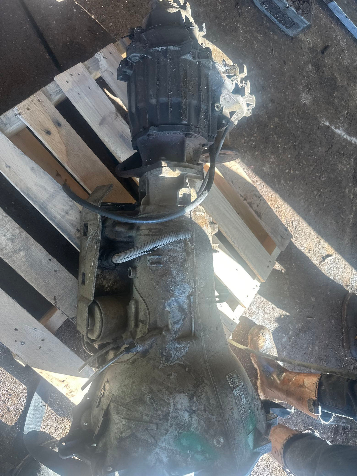 1988-1993 GMC Suburban AT, 4x2 8th digit) Transmission
