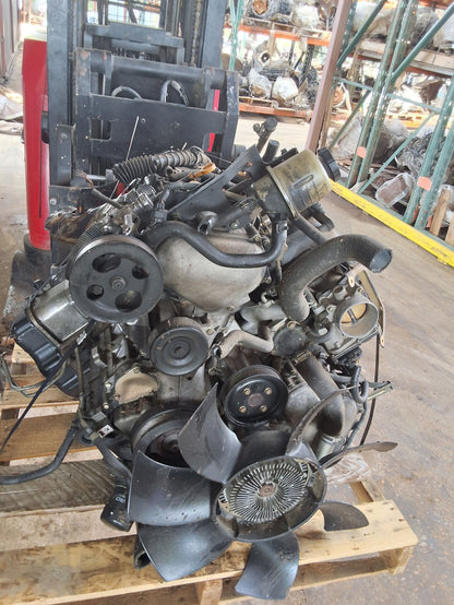 2004-2006 Nissan Pathfinder Armada 5.6L Engine