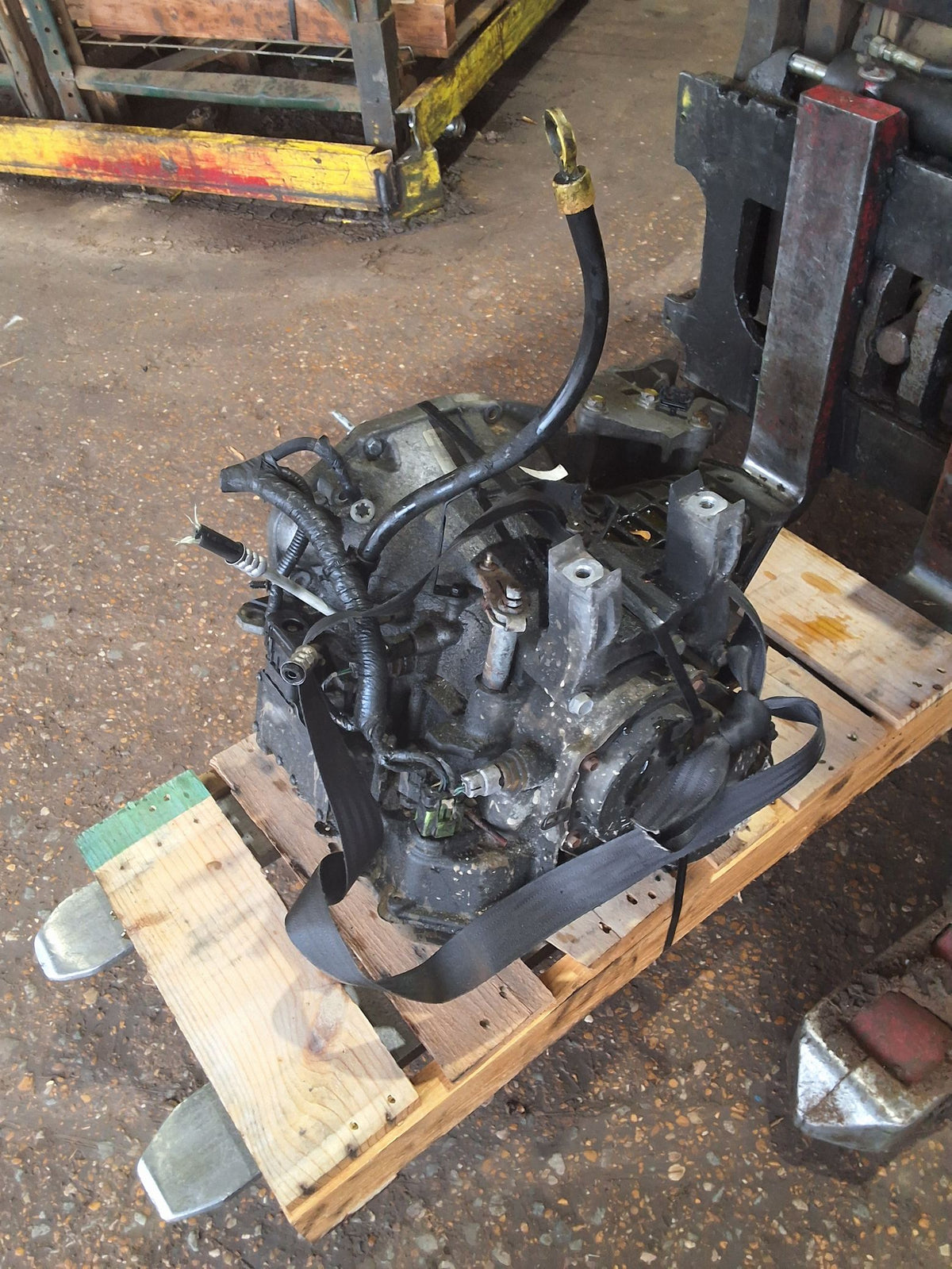 2013-2014 Chrysler 200 6-Speed Automatic FWD Transmission