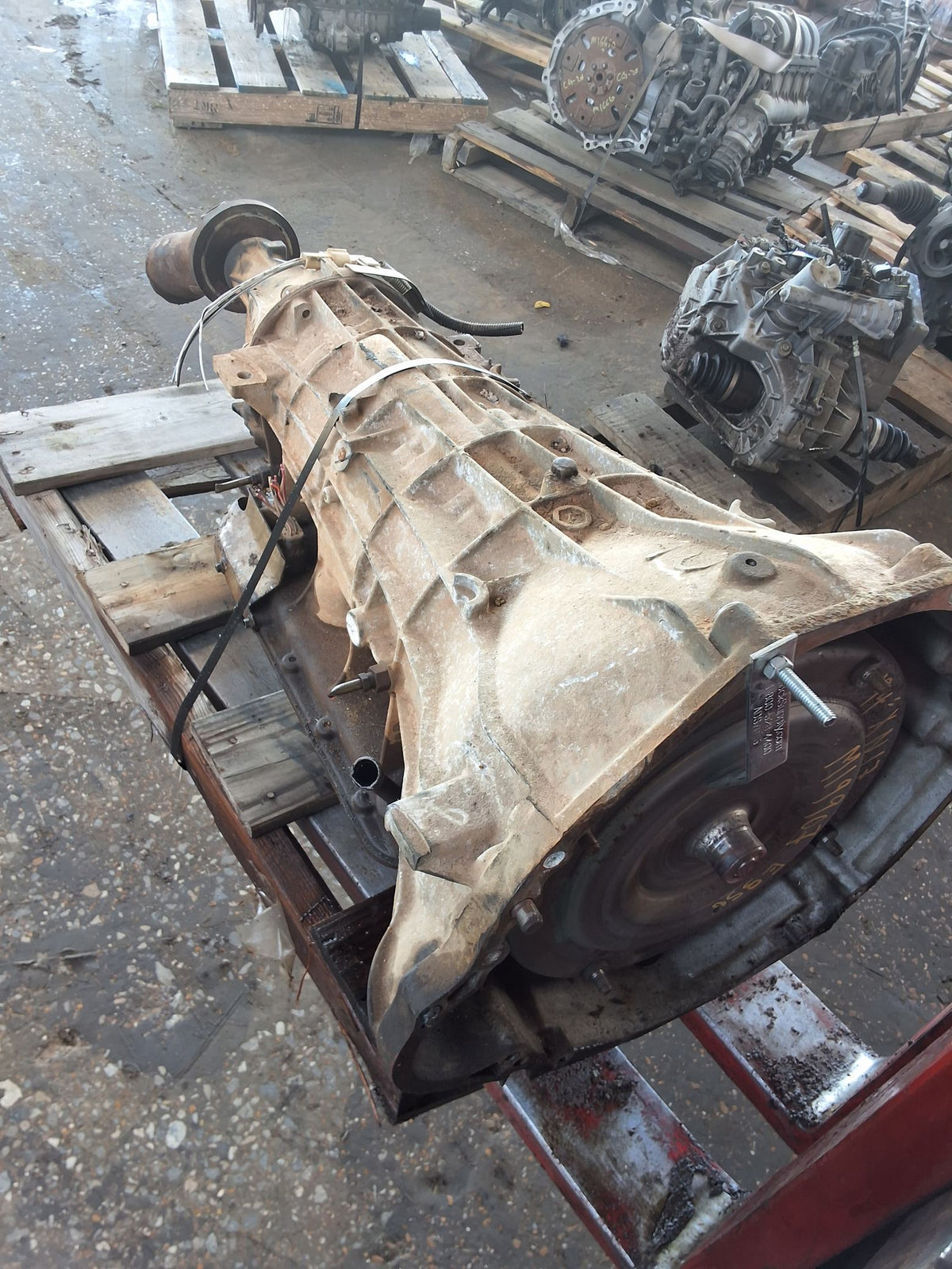 1992-1994 Ford Club Automatic RWD Transmission