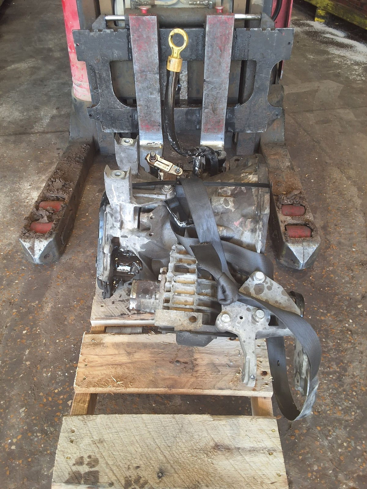 2013-2014 Dodge Avenger 6-Speed Automatic FWD Transmission