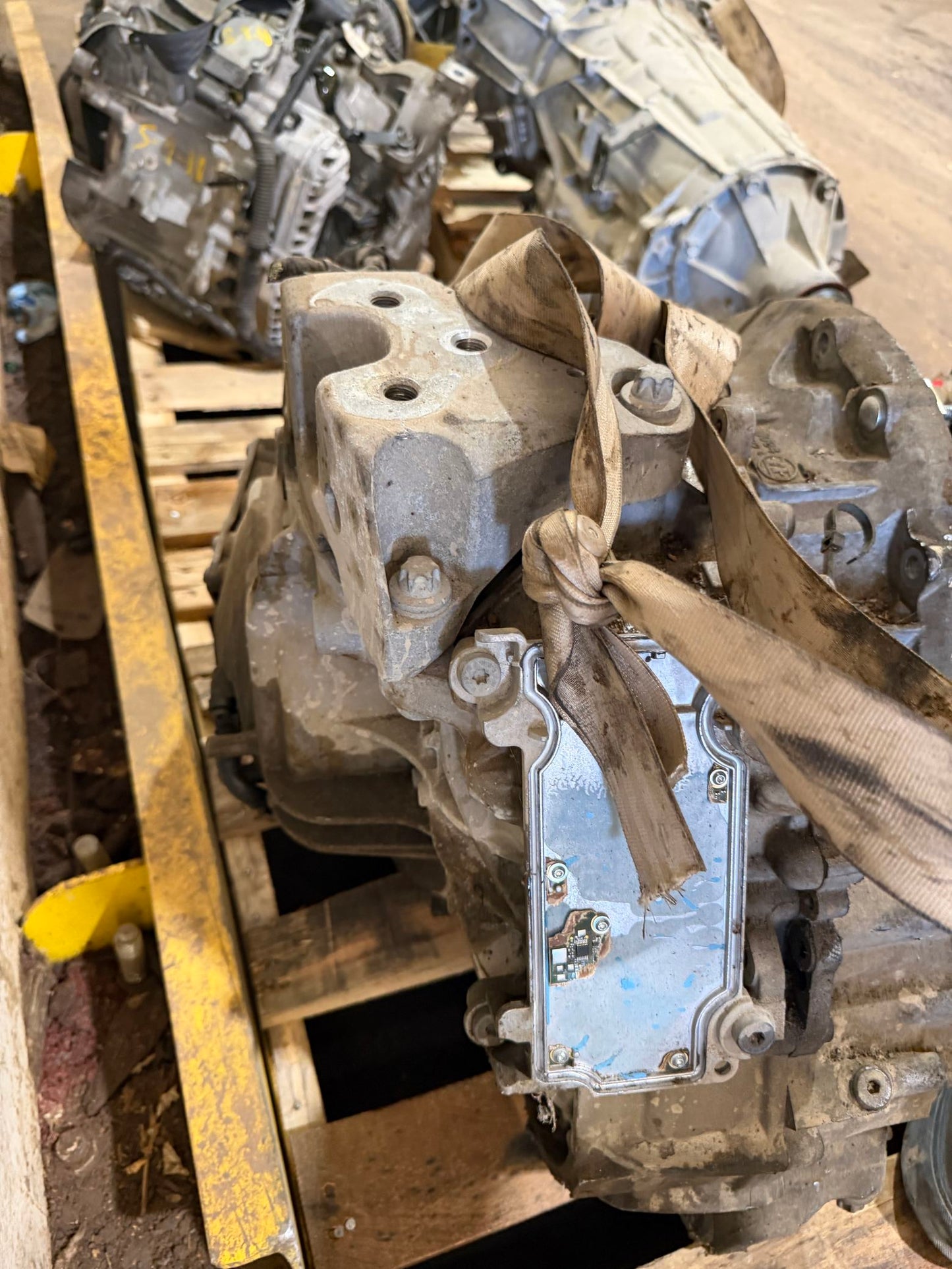 2015 Chrysler 200 Automatic FWD Transmission
