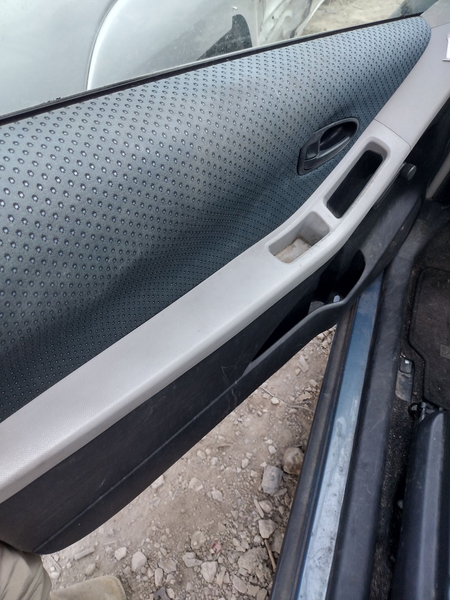 Seat Belt Buckle Front Driver Side 2006 - 2011 Toyota Yaris