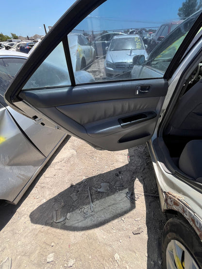 Strut Assembly Rear Passenger Side 2002 - 2006 Toyota Camry