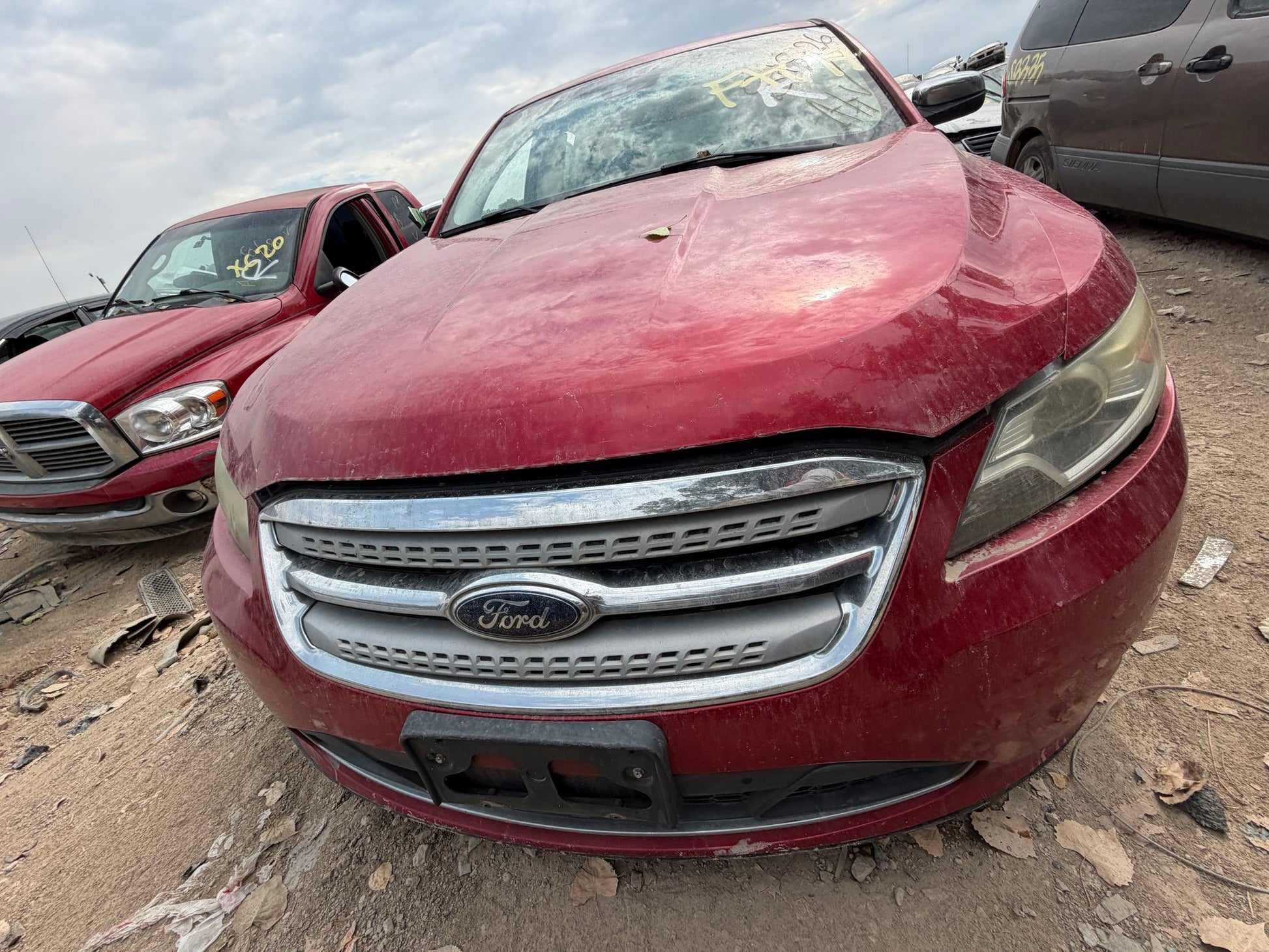 Fender Front Driver Side 2010 - 2019 Ford Taurus