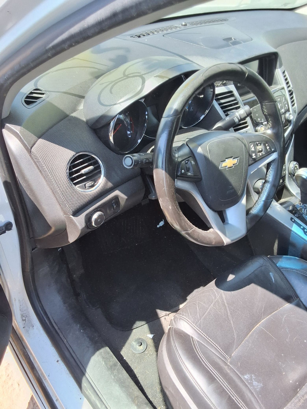 Center Console 2011 - 2015 Chevrolet Cruze