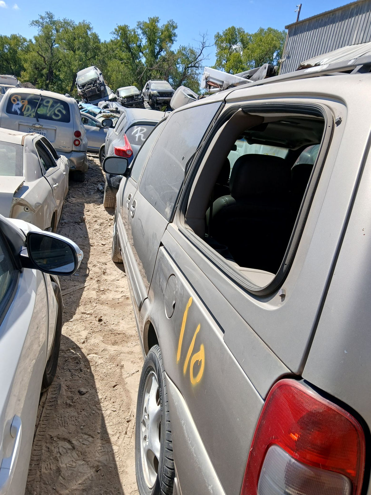 Front Door Vent Window Glass Driver Side 1997 - 2004 Oldsmobile Silhouette