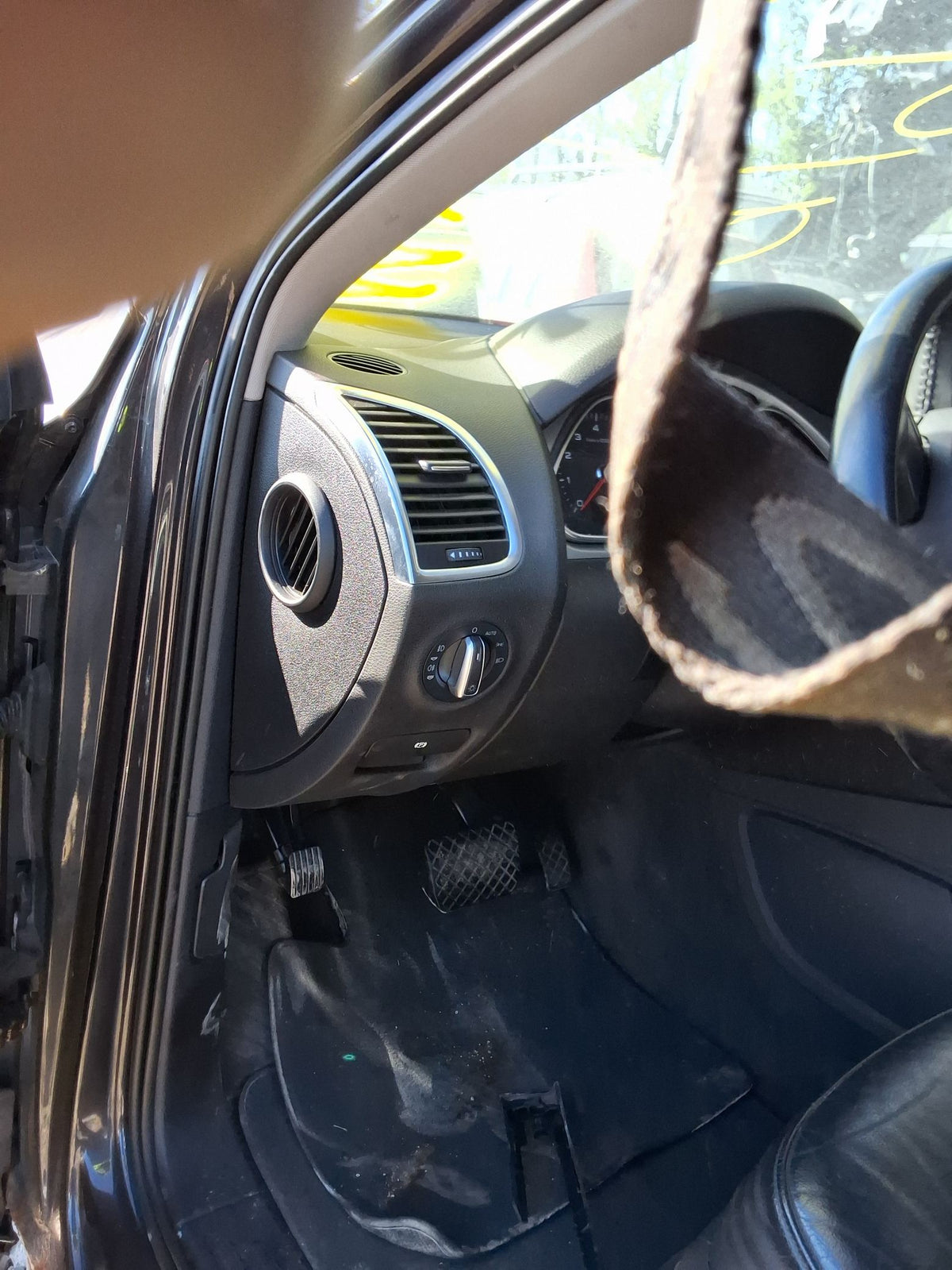 Door Window Glass Rear Driver Side 2007 - 2015 Audi Q7