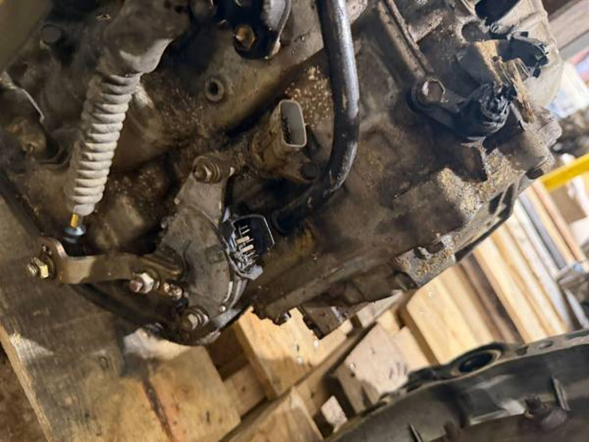 2005-2007 Toyota Avalon AT, (floor shift) 6 cylinder) Transmission