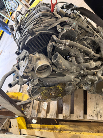 2010 Nissan Titan 5.6 L Engine