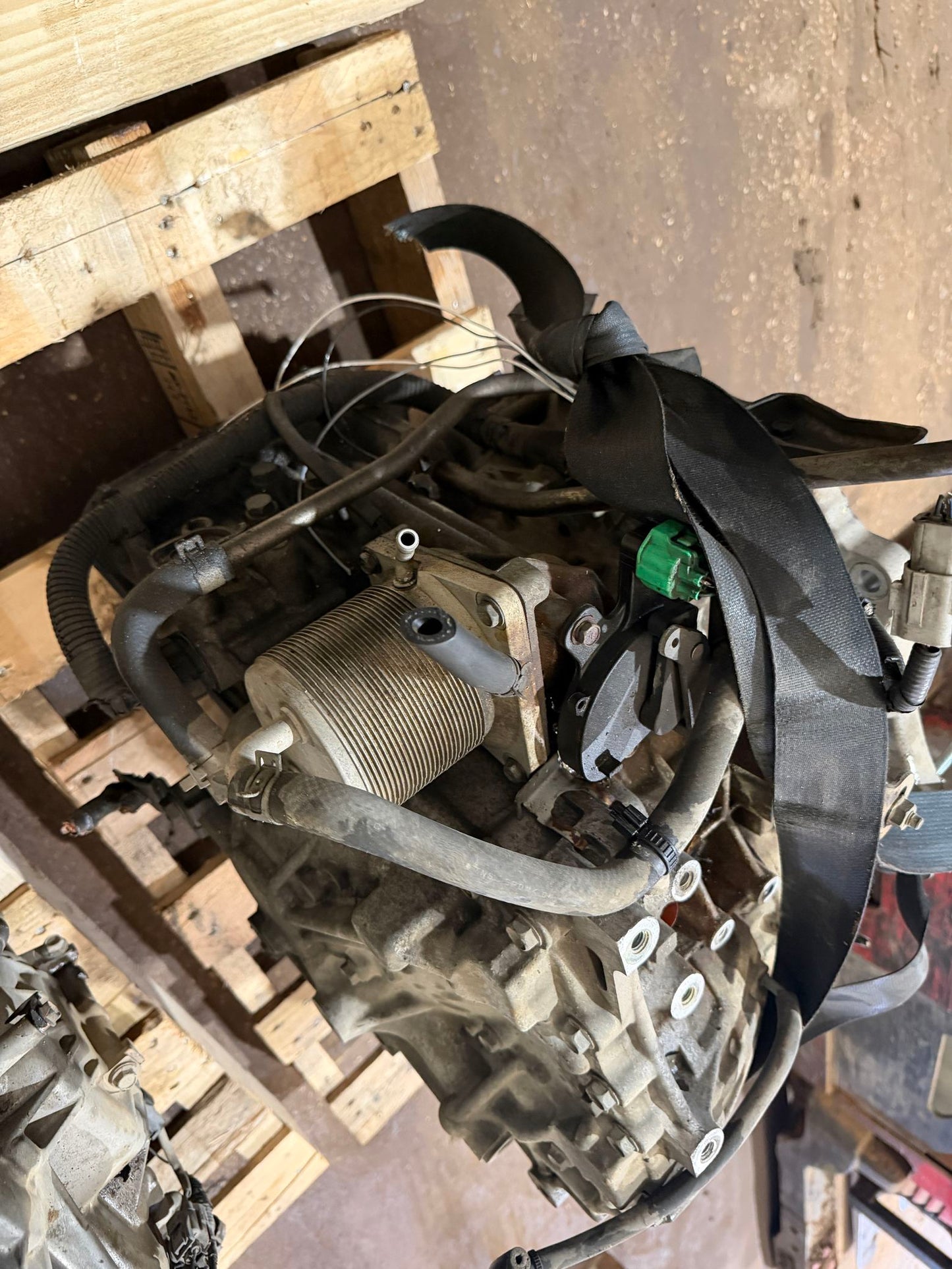 2013 Chrysler 200 Automatic FWD Transmission