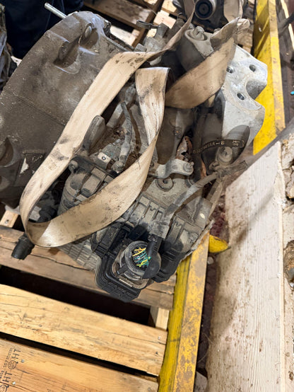 2015 Chrysler 200 Automatic FWD Transmission