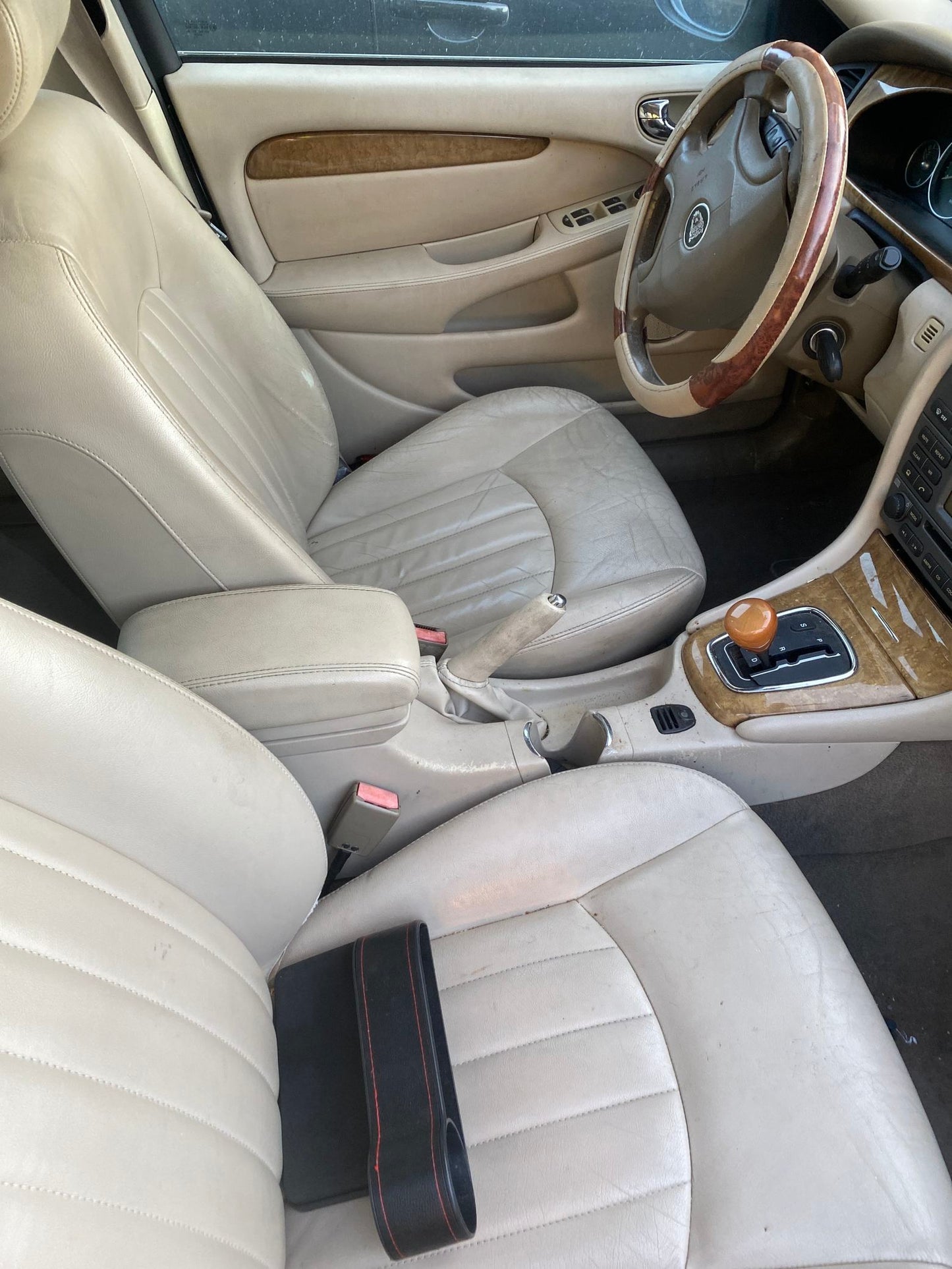 C-Pillar Trim Panel Driver Side 2002 - 2008 Jaguar X-Type