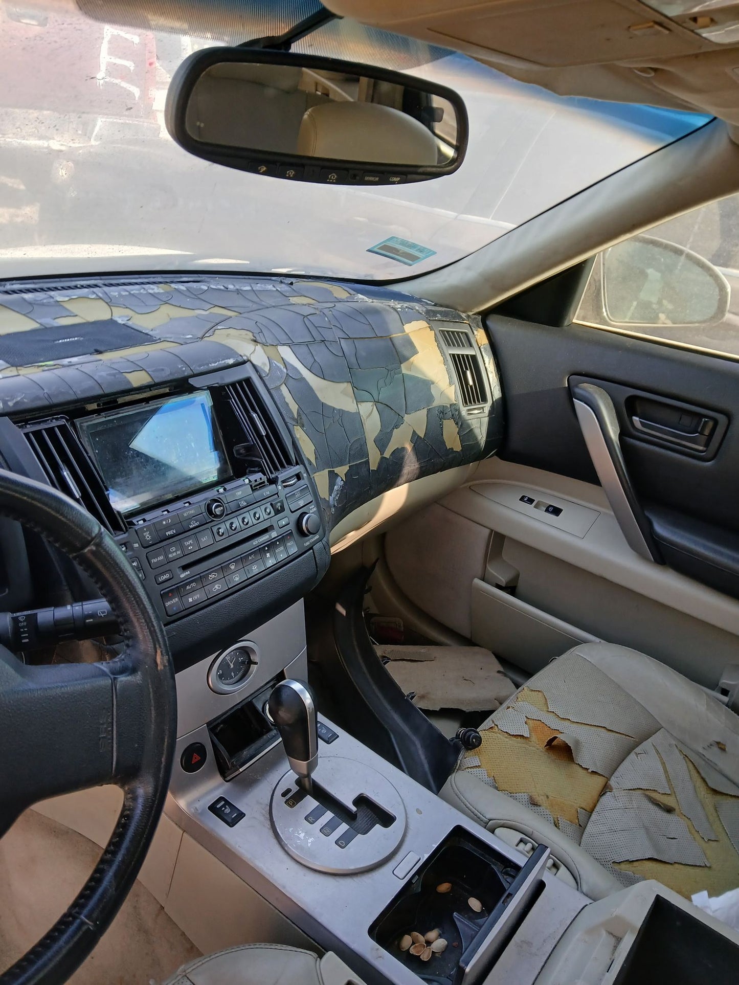Door Trim Panel Front Driver Side 2003 - 2008 INFINITI FX45