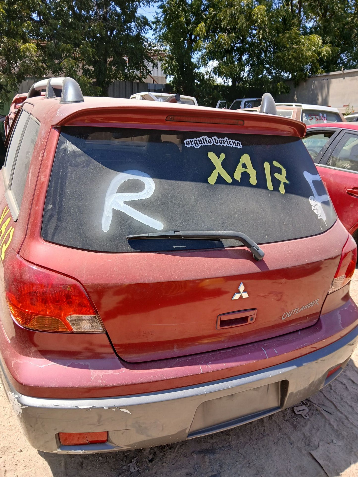 Center Console 2003 - 2006 Mitsubishi Outlander