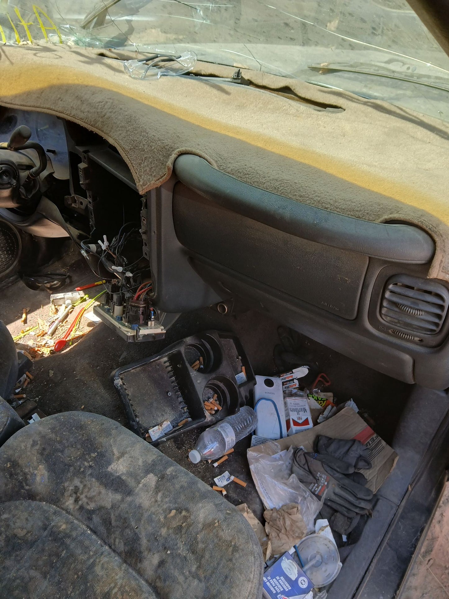 Door Interior Handle Driver Side 1994 - 2004 Chevrolet S-10