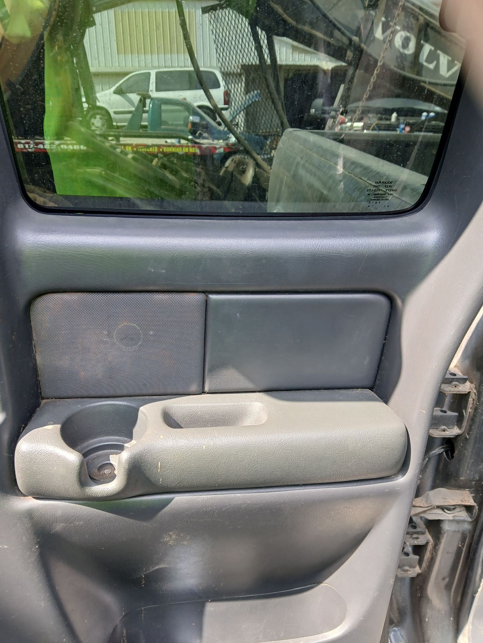Radiator 1999 - 2006 Chevrolet Silverado 1500