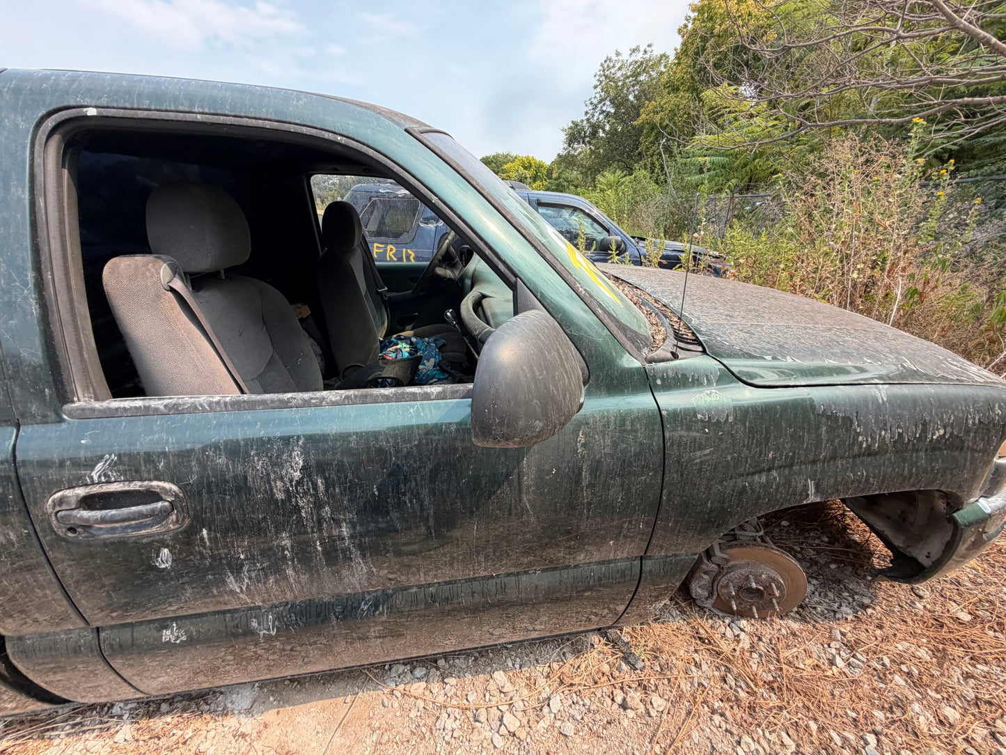 Fog Light Passenger Side 1999 - 2006 GMC Sierra 1500