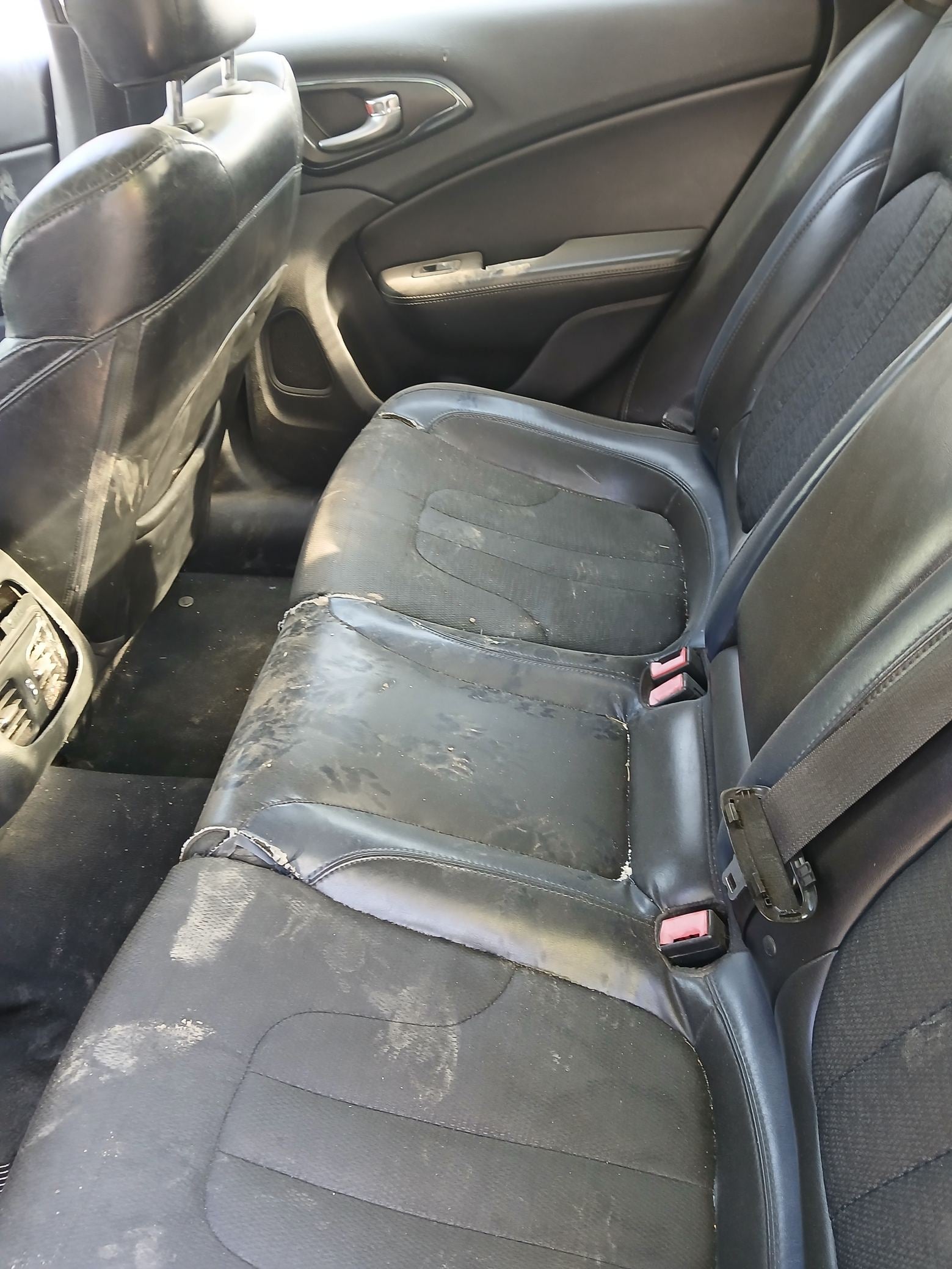 Exterior Door Handle Front Passenger Side 2015 - 2017 Chrysler 200
