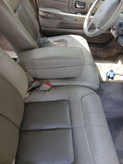 Tail Light Passenger Side 1994 - 1999 Cadillac DeVille