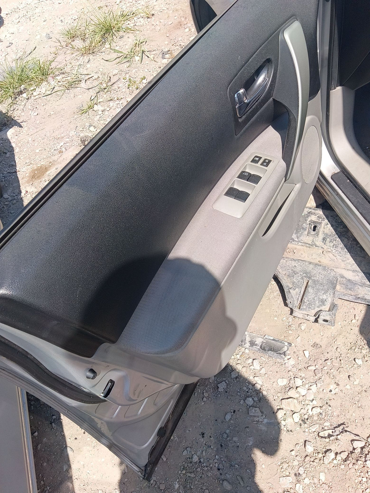 B-Pillar Trim Panel Driver Side 2014 - 2020 Nissan Rogue Select
