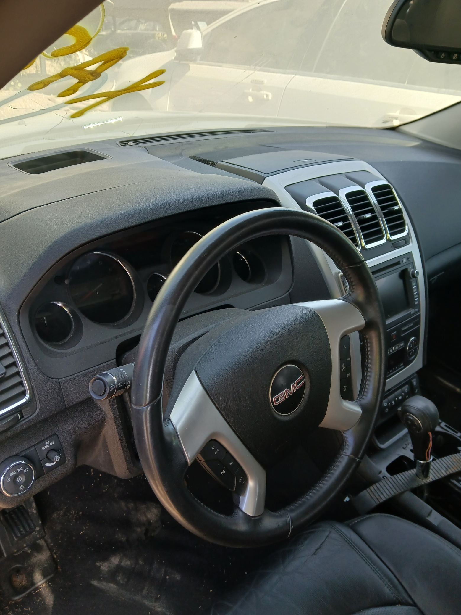 Seat Assembly Second Row 2007 - 2016 GMC Acadia