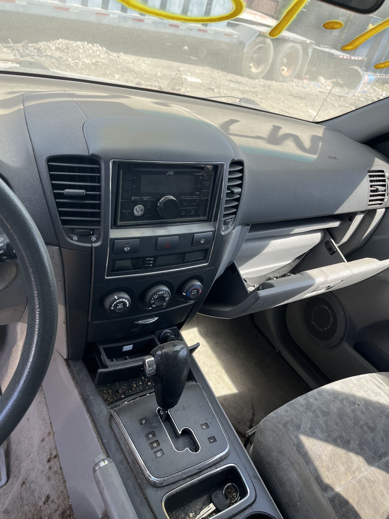 C-Pillar Trim Panel Passenger Side 2003 - 2009 Kia Sorento