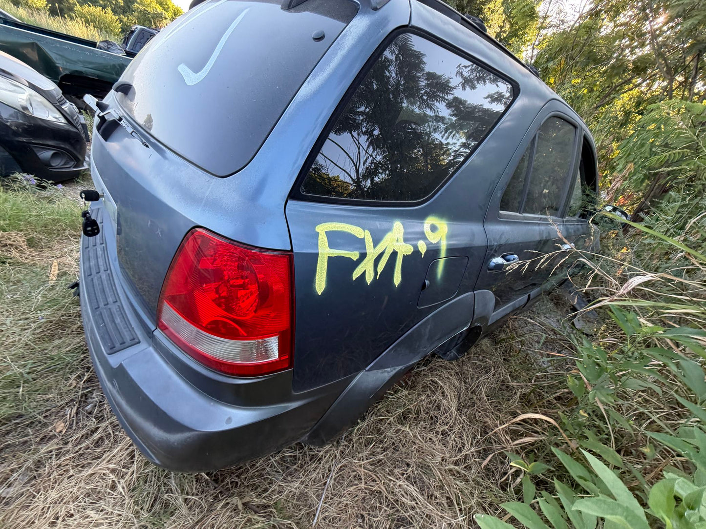 Door Window Switch Rear Driver Side 2003 - 2009 Kia Sorento