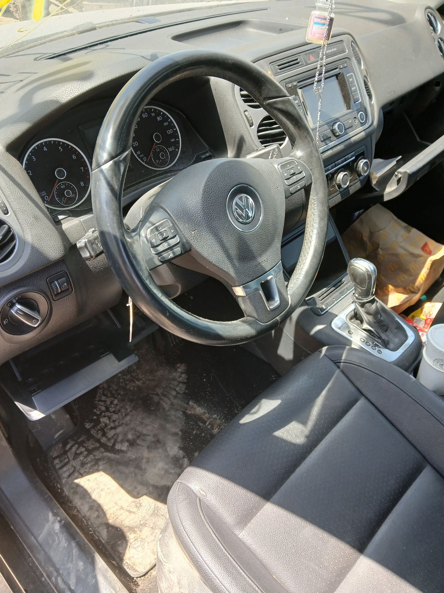 Exterior Door Handle Rear Passenger Side 2009 - 2017 Volkswagen Tiguan