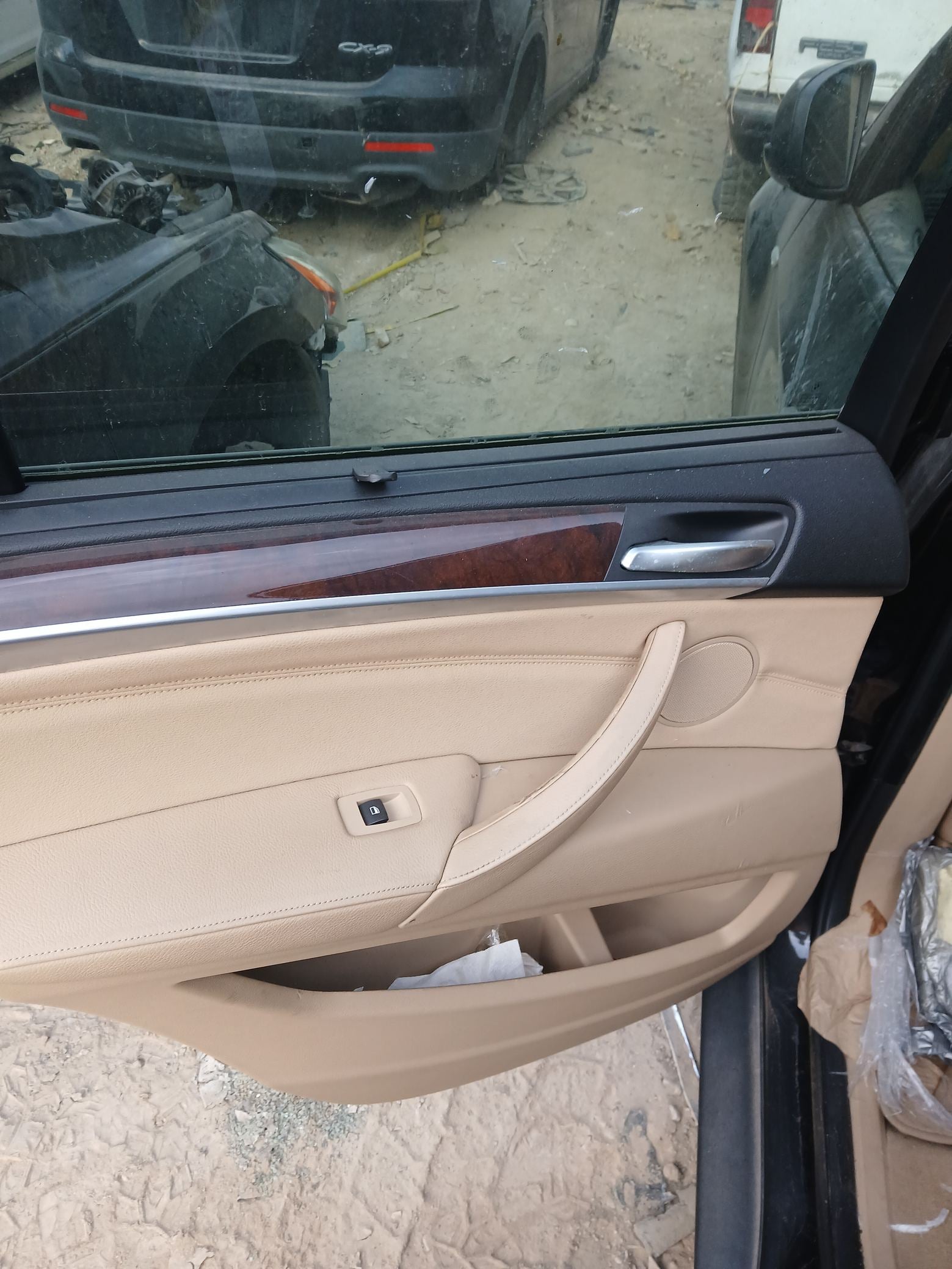 Quarter Window Glass Passenger Side 2007 - 2013 BMW X5