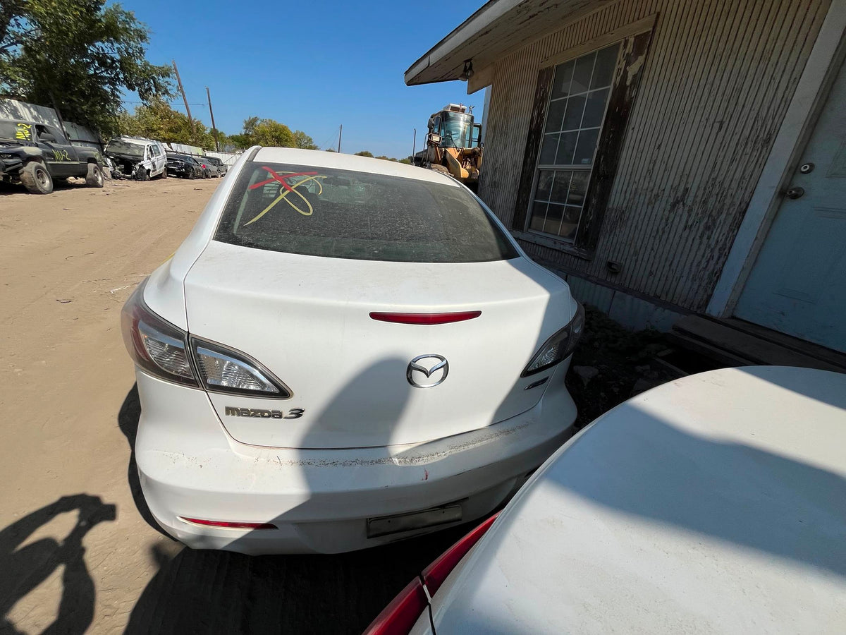Tail Light Outer Driver Side 2010 - 2013 Mazda Mazda3