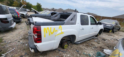 Windshield 2007 - 2013 Chevrolet Avalanche
