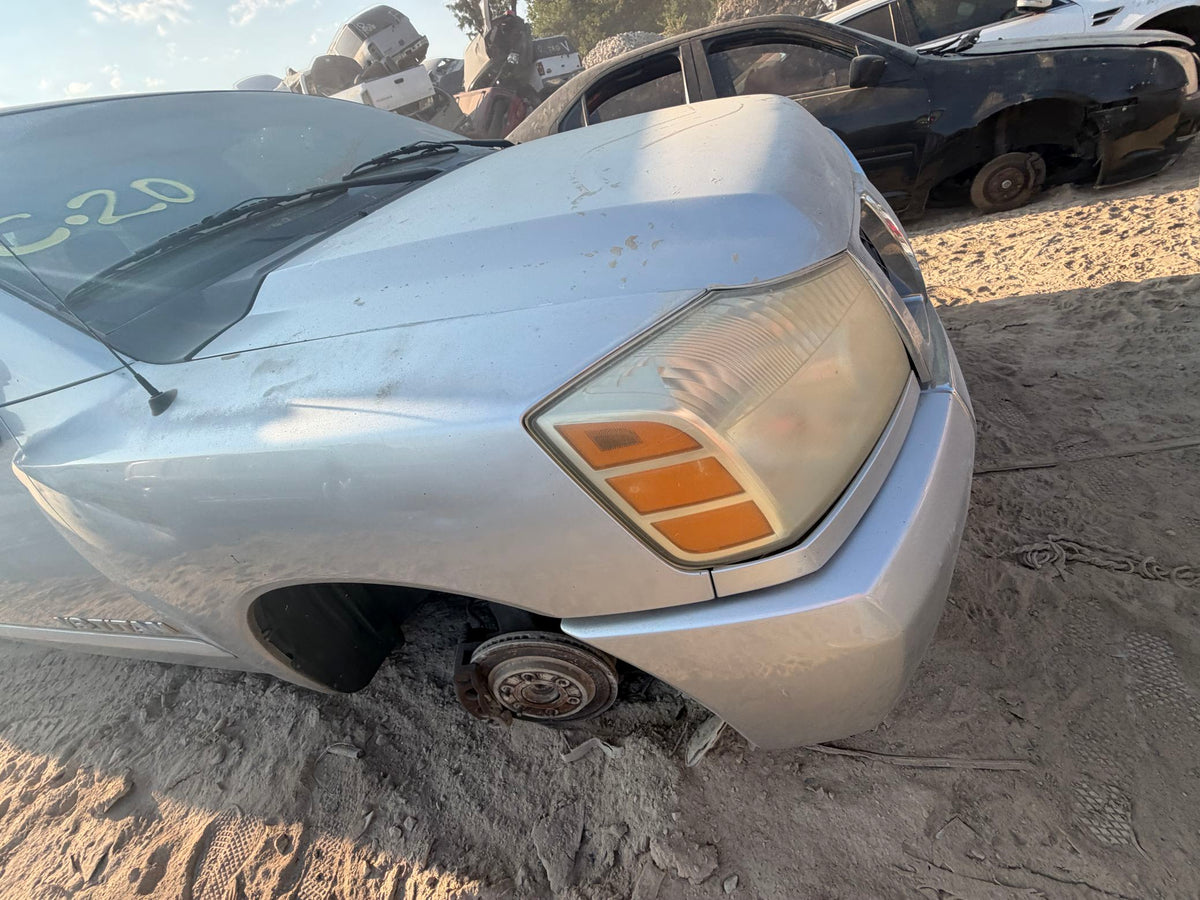 Headlight Driver Side 2004 - 2015 Nissan Titan