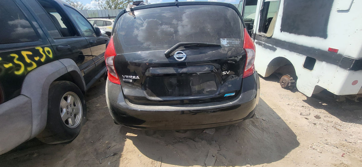 Headlight Driver Side 2014 - 2019 Nissan Versa Note