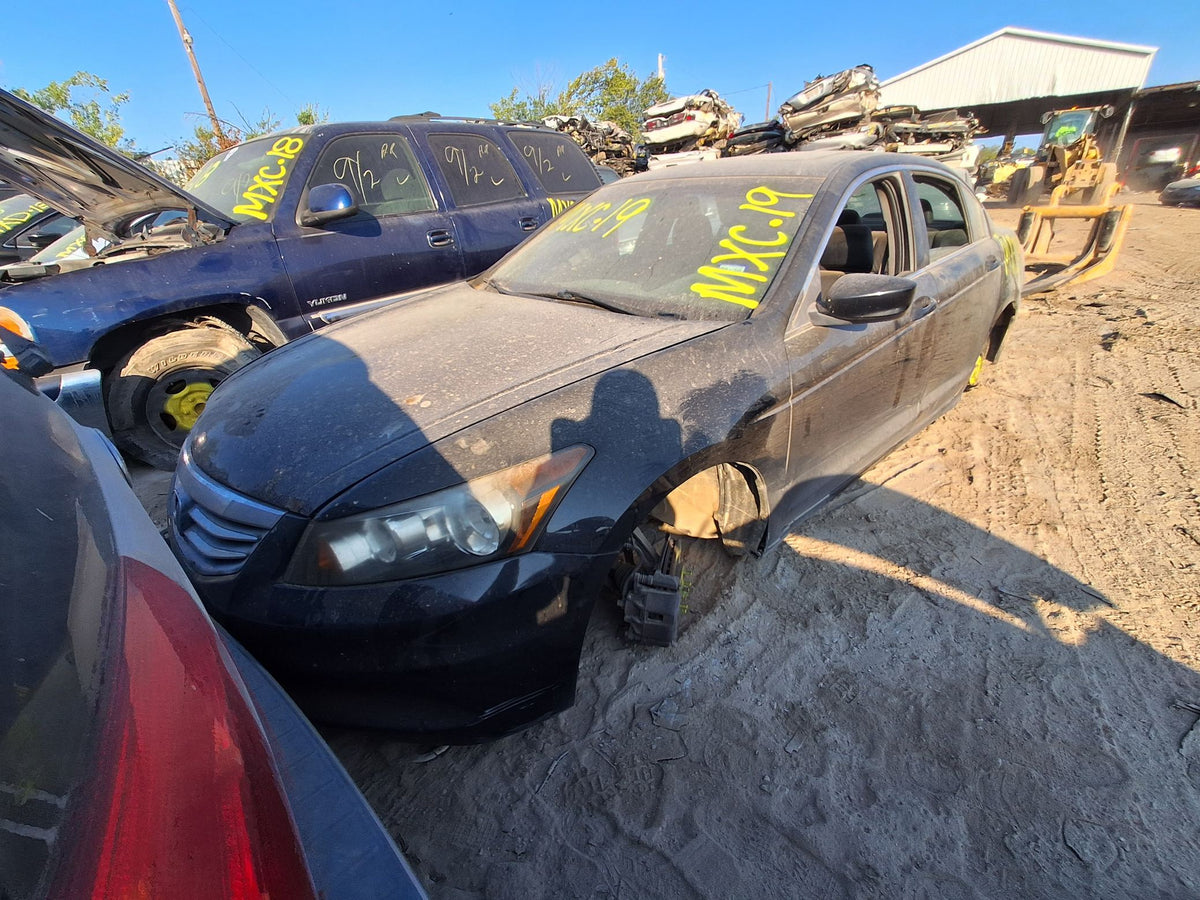 Seat Belt Retractor Front Passenger Side 2008 - 2012 Honda Accord