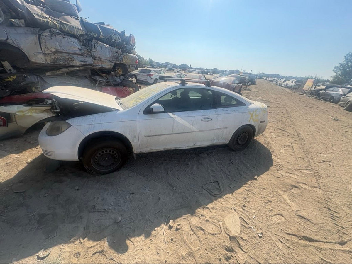 Seat Belt Buckle Front Driver Side 2005 - 2010 Chevrolet Cobalt