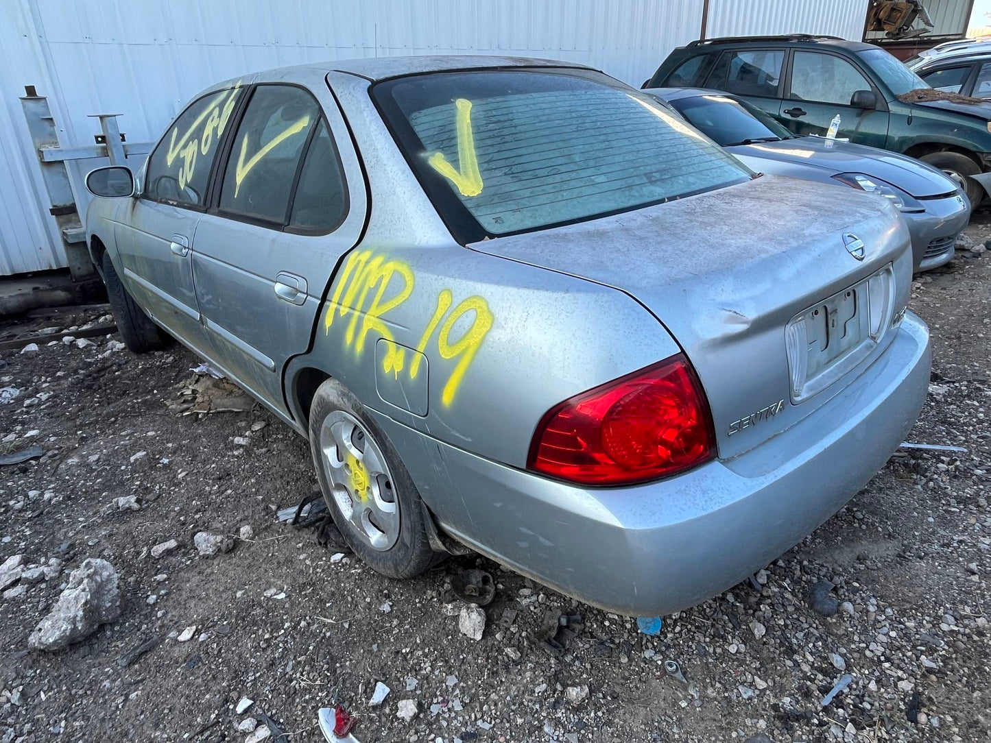 Headlight Passenger Side 2000 - 2006 Nissan Sentra