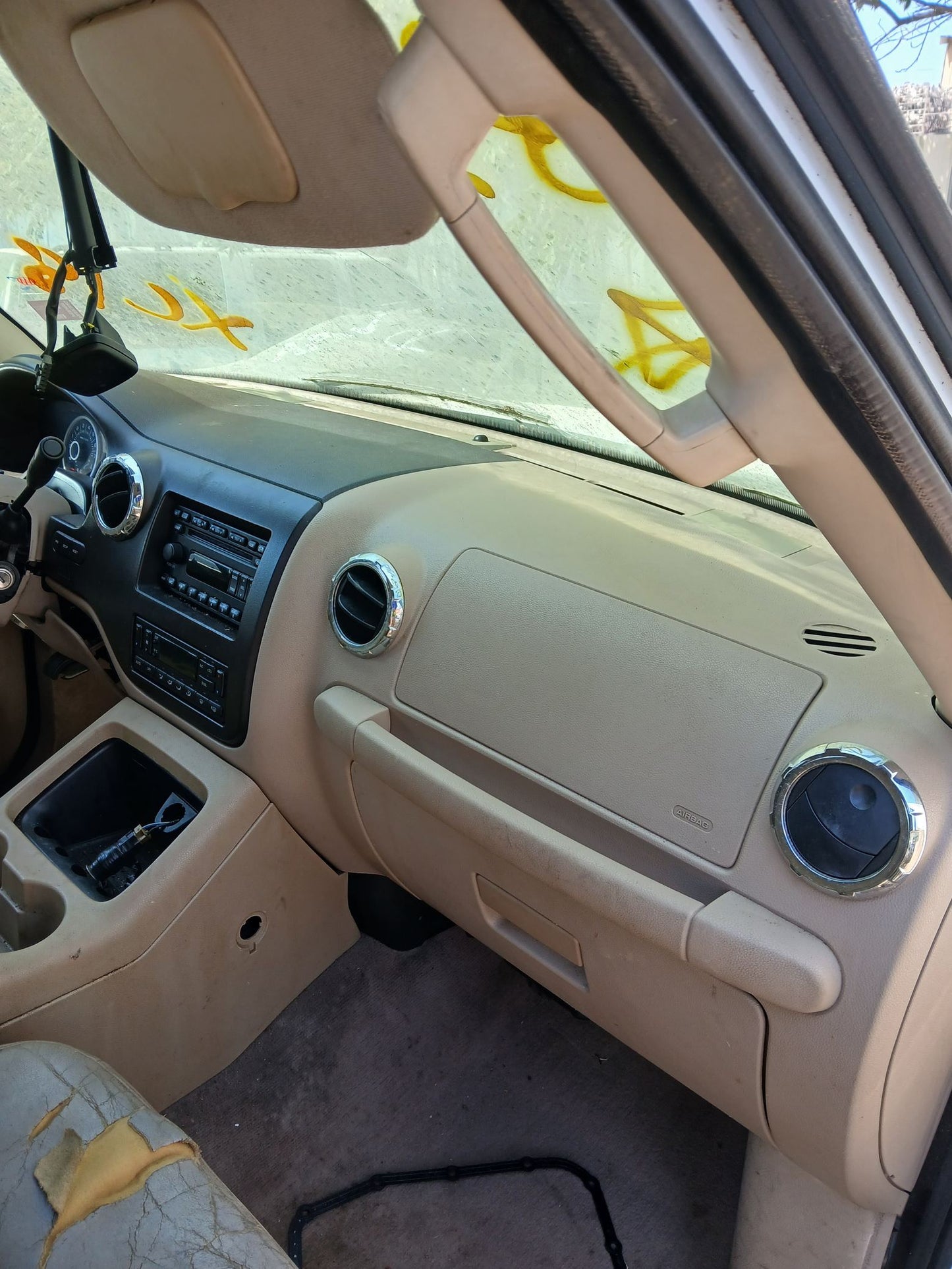 Window Regulator Front Passenger Side 2003 - 2006 Ford Expedition