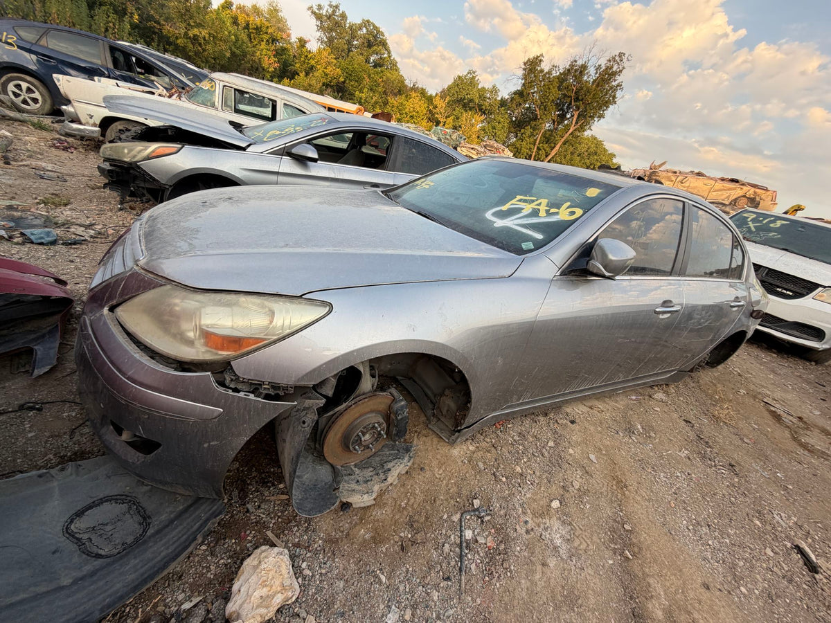 Steering Knuckle Hub Front Passenger Side 2009 - 2014 Hyundai Genesis