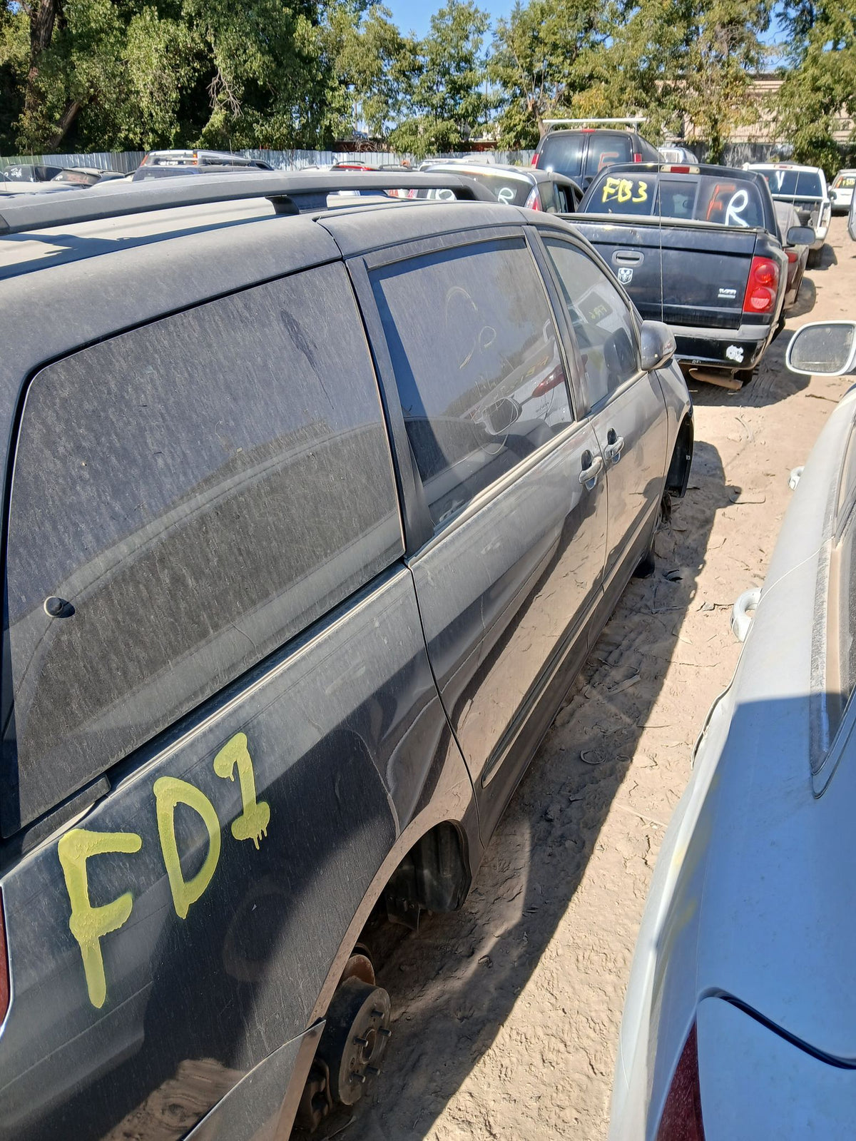 Sliding Door Latch Rear Passenger Side 2004 - 2010 Toyota Sienna