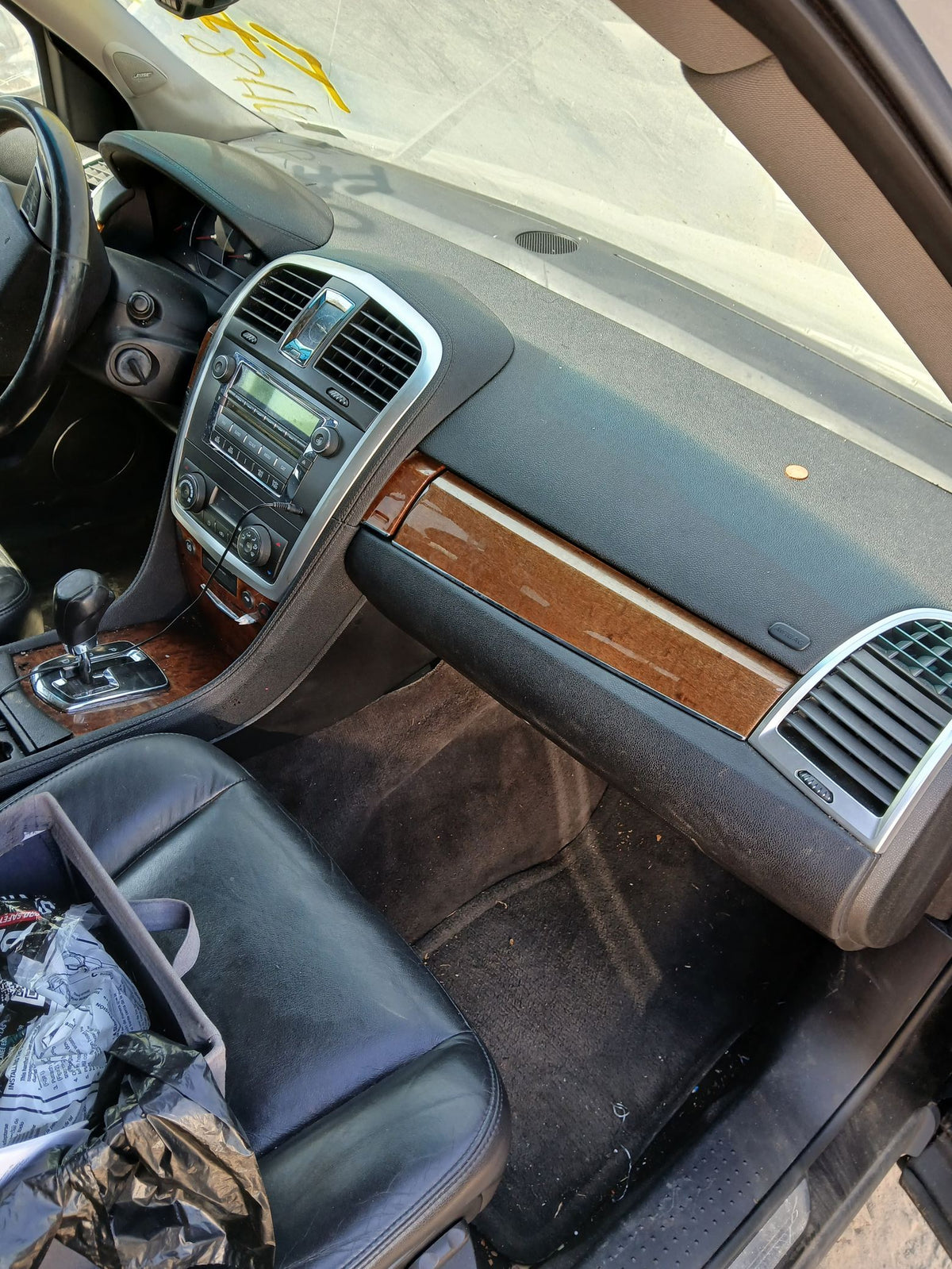 Door Exterior Handle Front Driver Side 2004 - 2009 Cadillac SRX