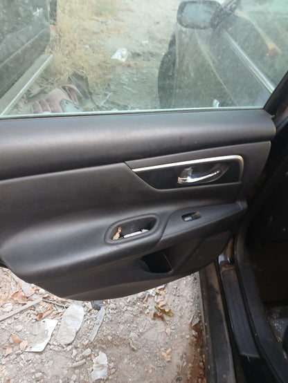 Interior Door Handle Rear Passenger Side 2013 - 2018 Nissan Altima