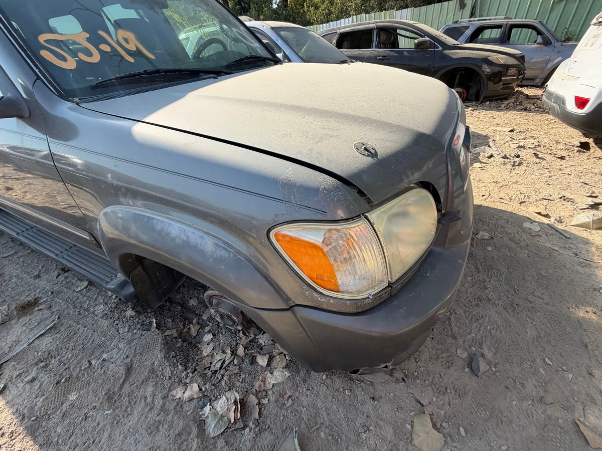 Windshield 2001 - 2007 Toyota Sequoia
