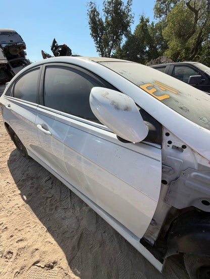 Seat Belt Rear Driver Side 2011 - 2014 Hyundai Sonata
