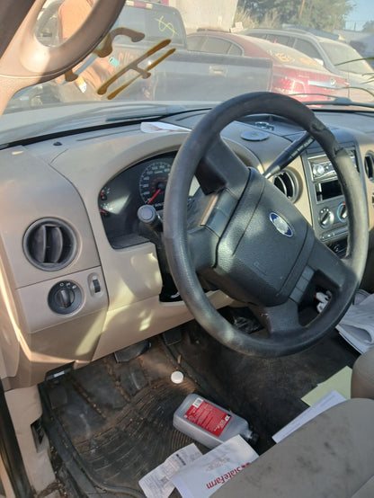 Fuse Box Engine Compartment 2004 - 2008 Ford F-150