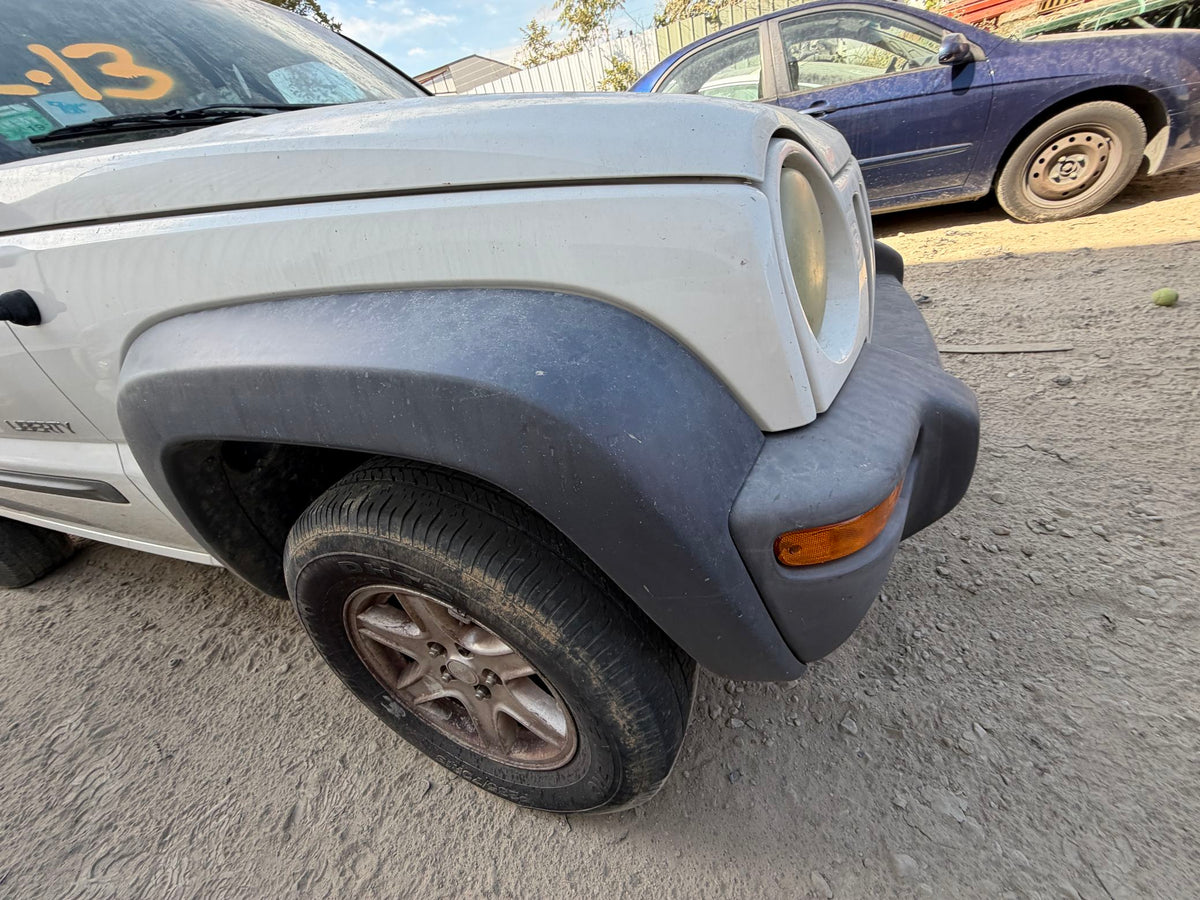 Tailgate 2002 - 2007 Jeep Liberty